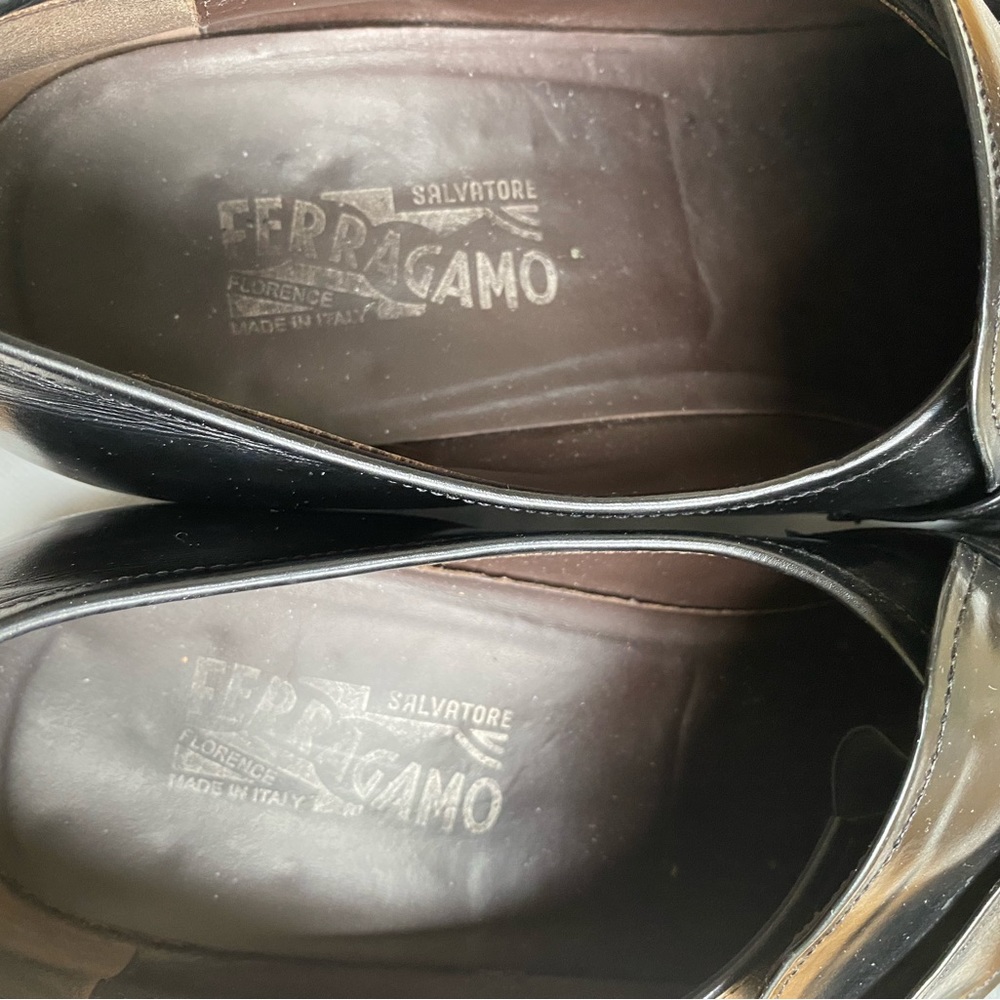 Ferragamo loafers in high grain black leather. Size 13 - Picture 3 of 6